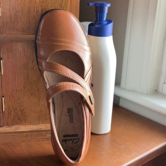 Mary Jane Style Shoes - Picture 6 of 6